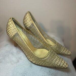 Metaphor Sequence High Heels - Size 8.5